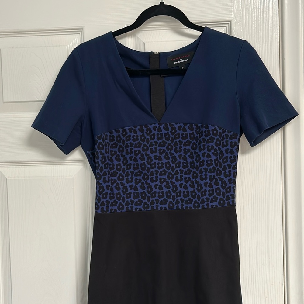 Size 8 Roland Mouret for banana republic bodycon color dress.